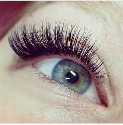 Photo: Lash & Brow Couture Photo: Lash & Brow Couture